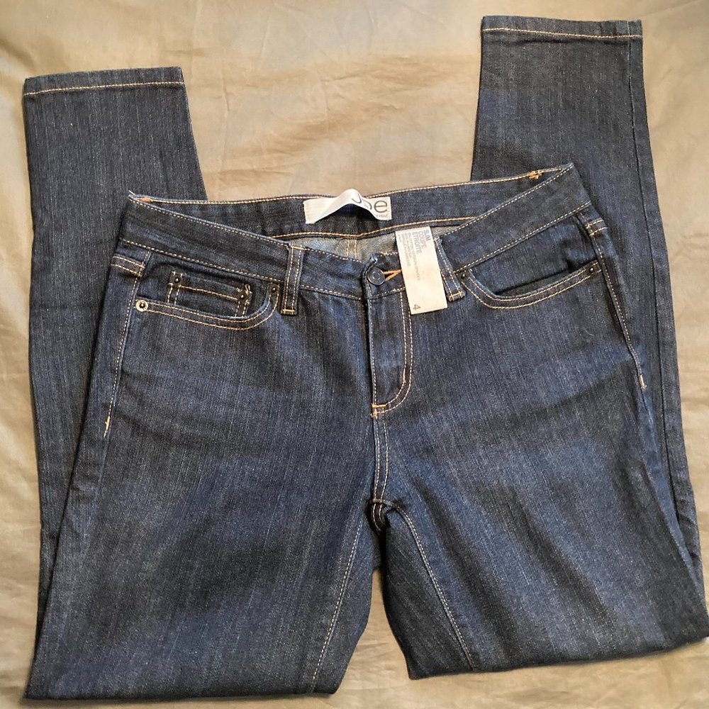 Joe Fresh Slim Jeans - EUC